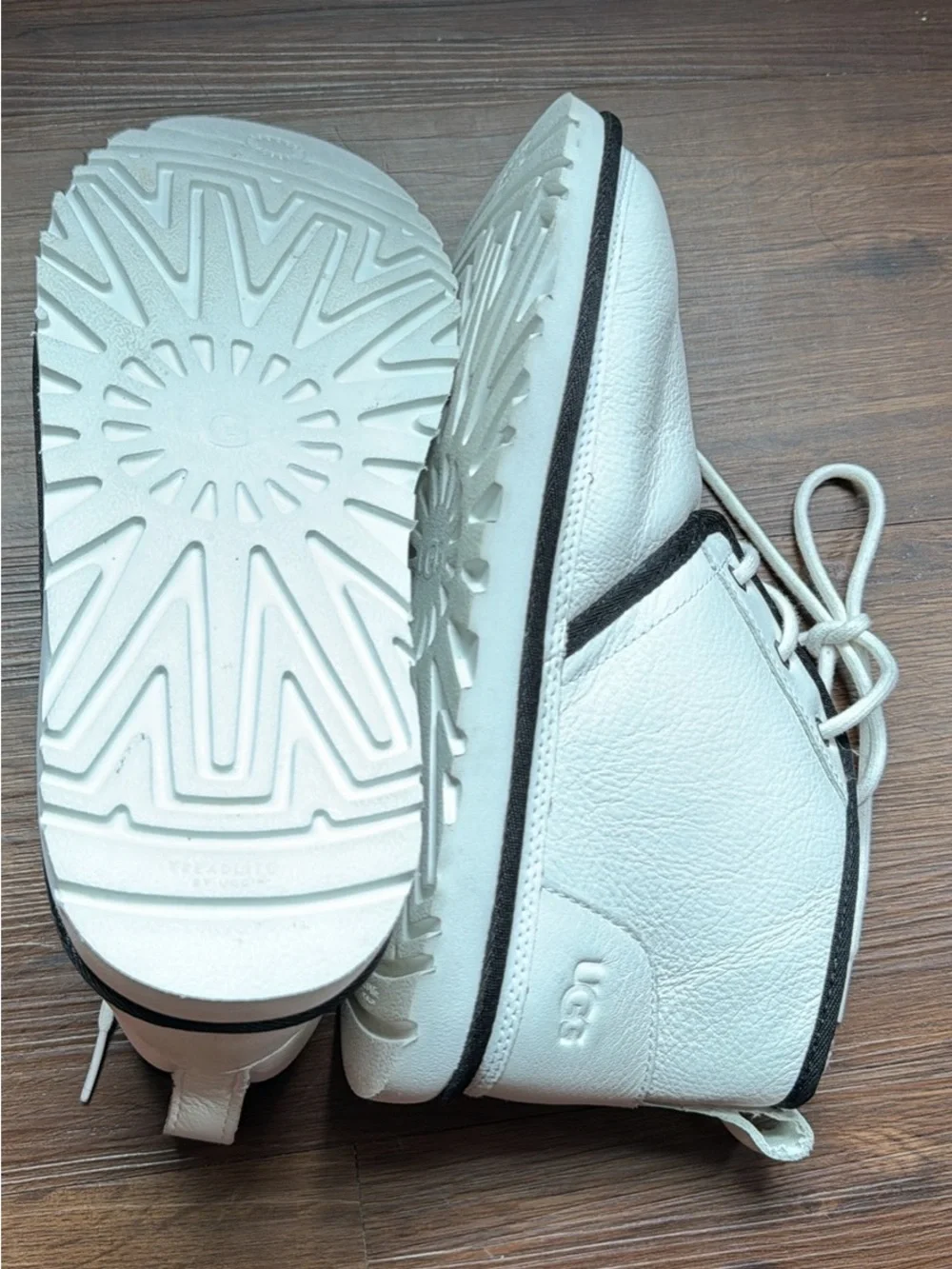 UGG Neumel Leather Chukka Boot